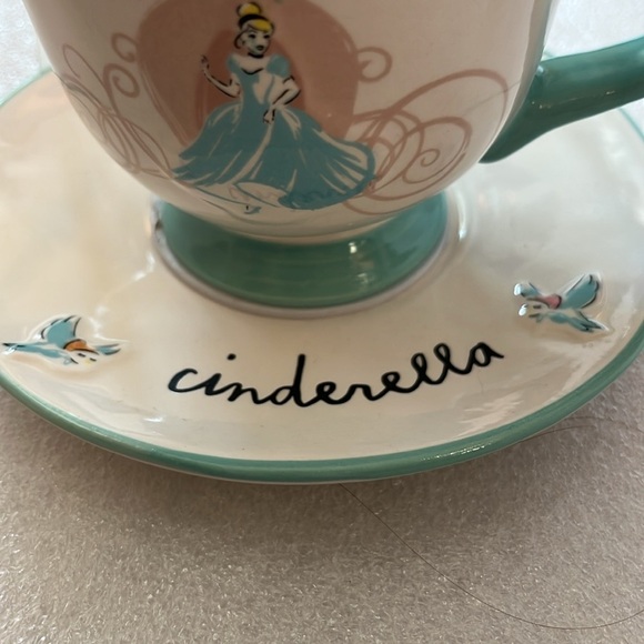 🆕 Rae Dunn Disney Princess Cinderella Carriage Cup and Saucer Embossed Graphic - Picture 5 of 13